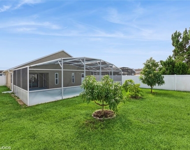 317 Majesty Drive - Photo Thumbnail 31
