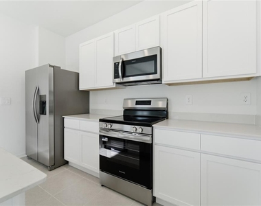 2212 Red Sun Street - Photo Thumbnail 7