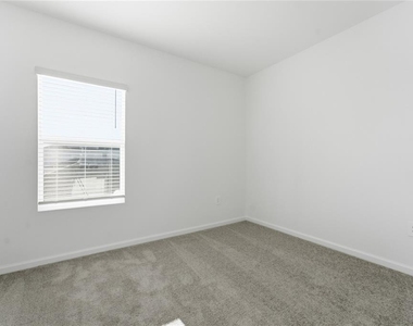 2212 Red Sun Street - Photo Thumbnail 11