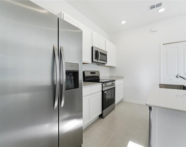 2212 Red Sun Street - Photo Thumbnail 9