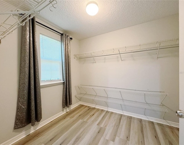 10616 Reams Road - Photo Thumbnail 20