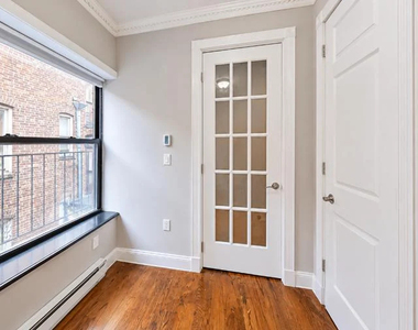 314 East 106th Street - Photo Thumbnail 7