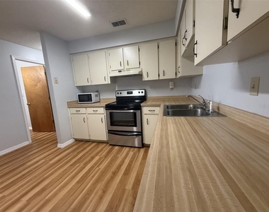 6329 Conductor Court - Photo Thumbnail 9