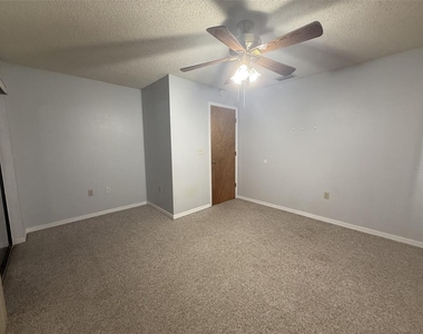 6329 Conductor Court - Photo Thumbnail 19