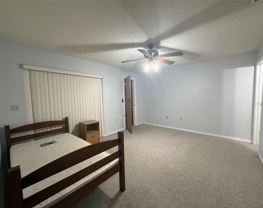 6329 Conductor Court - Photo Thumbnail 12