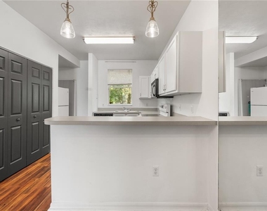 3970 Sw 20th Avenue - Photo Thumbnail 5
