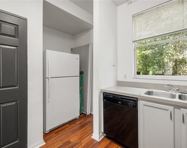 3970 Sw 20th Avenue - Photo Thumbnail 7