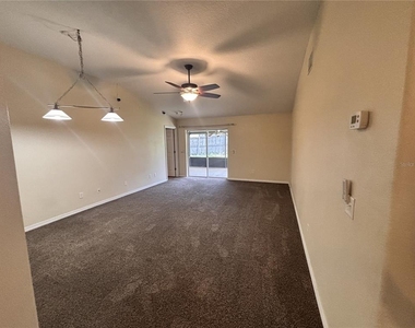 3613 Meadow Green Drive - Photo Thumbnail 14