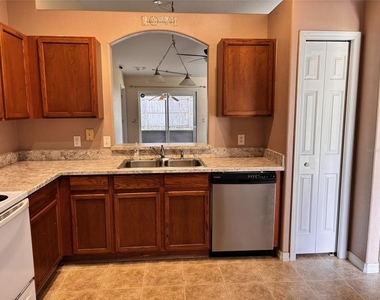 3613 Meadow Green Drive - Photo Thumbnail 1
