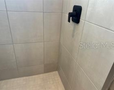 421 Mike Roberto Way - Photo Thumbnail 31