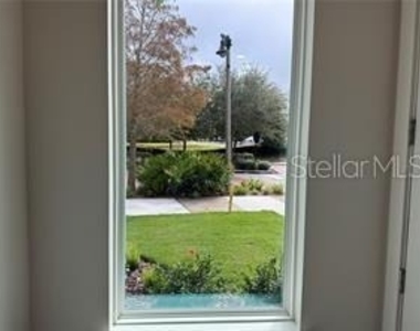 421 Mike Roberto Way - Photo Thumbnail 3