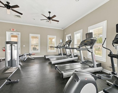 5010 Sunnyside Lane - Photo Thumbnail 6