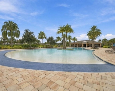 5010 Sunnyside Lane - Photo Thumbnail 2
