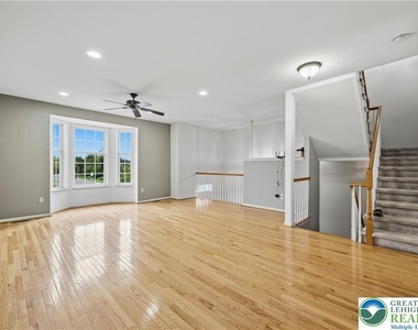 5607 Spring Ridge Drive - Photo Thumbnail 5