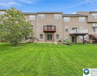 5607 Spring Ridge Drive - Photo Thumbnail 22
