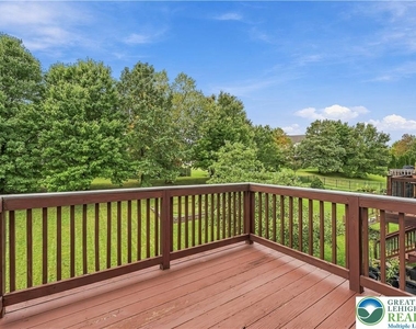 5607 Spring Ridge Drive - Photo Thumbnail 23