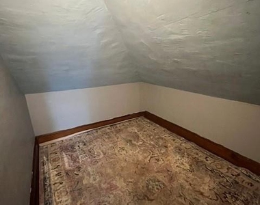 334 E Ludlow Street - Photo Thumbnail 11