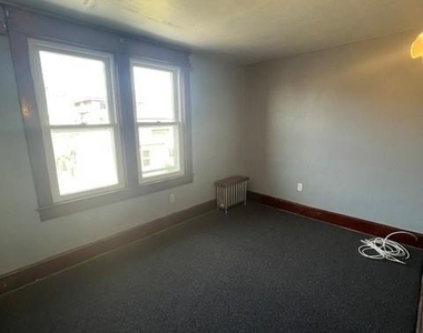 334 E Ludlow Street - Photo Thumbnail 9