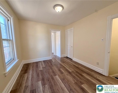 1034 Turner Street - Photo Thumbnail 19