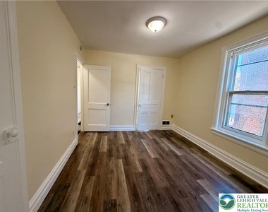 1034 Turner Street - Photo Thumbnail 21