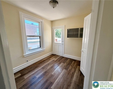 1034 Turner Street - Photo Thumbnail 22