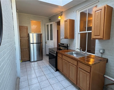 1137 Linden Street - Photo Thumbnail 1