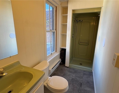1137 Linden Street - Photo Thumbnail 6