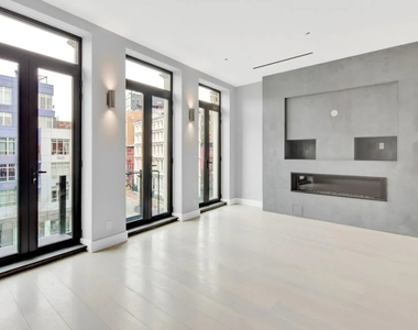 319 Bowery - Photo Thumbnail 9