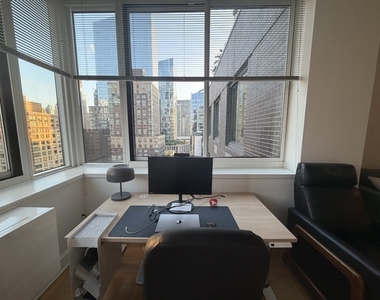 400 West 63rd Street - Photo Thumbnail 4