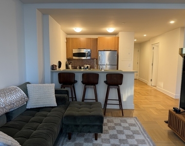 400 West 63rd Street - Photo Thumbnail 1