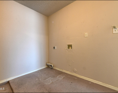 2300 Tierra Negra Drive - Photo Thumbnail 30
