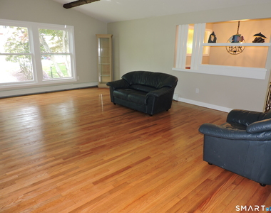60 Mohegan Trail - Photo Thumbnail 6