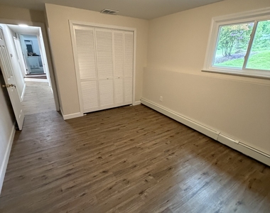 60 Mohegan Trail - Photo Thumbnail 27