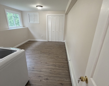 60 Mohegan Trail - Photo Thumbnail 22