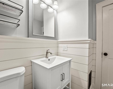36 Churchill Street - Photo Thumbnail 10