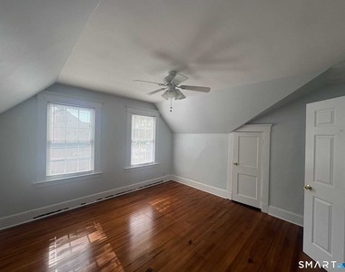 139 Townsend Avenue - Photo Thumbnail 7