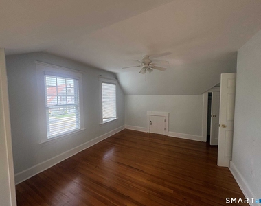 139 Townsend Avenue - Photo Thumbnail 10