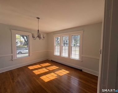 139 Townsend Avenue - Photo Thumbnail 2