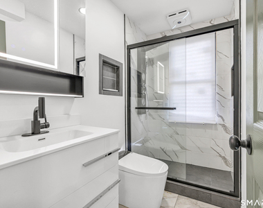 5167 Main Street - Photo Thumbnail 11