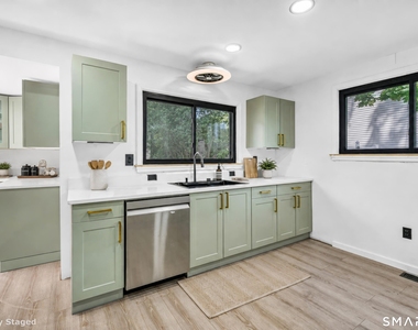 5167 Main Street - Photo Thumbnail 17