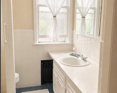 428 Central Avenue - Photo Thumbnail 4