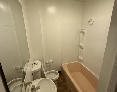 35 Woodward Avenue - Photo Thumbnail 8