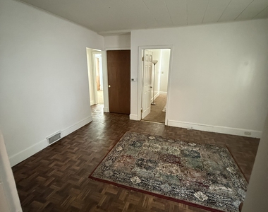 35 Woodward Avenue - Photo Thumbnail 9
