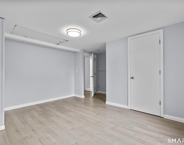 15 Mills Street - Photo Thumbnail 21