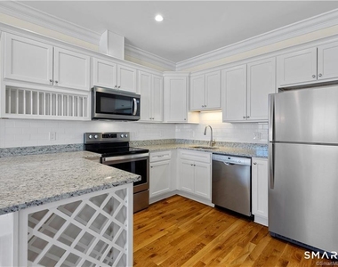 73 W Main Street - Photo Thumbnail 3