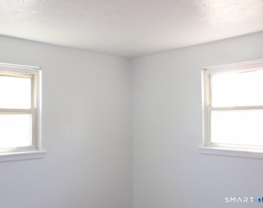 310 Emmett Street - Photo Thumbnail 5