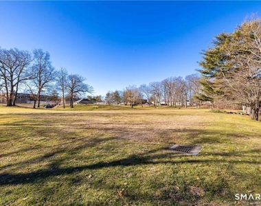 108 Oakwood Avenue - Photo Thumbnail 10