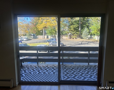 108 Oakwood Avenue - Photo Thumbnail 16