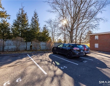 108 Oakwood Avenue - Photo Thumbnail 9