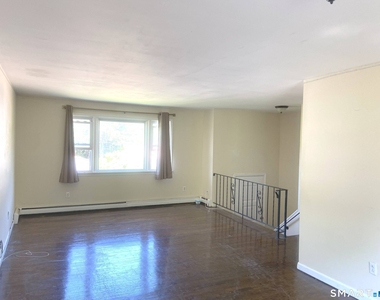 20 Heritage Place - Photo Thumbnail 3